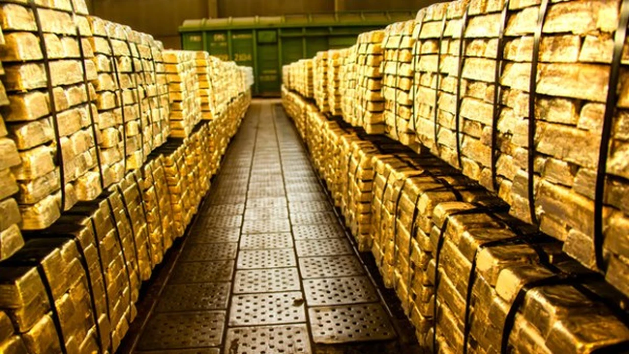 تجاوز قمة جديدة.. أسعار الذهب عالميا تقفز بدعم ضعف الدولار وتوقعات الفيدرالي